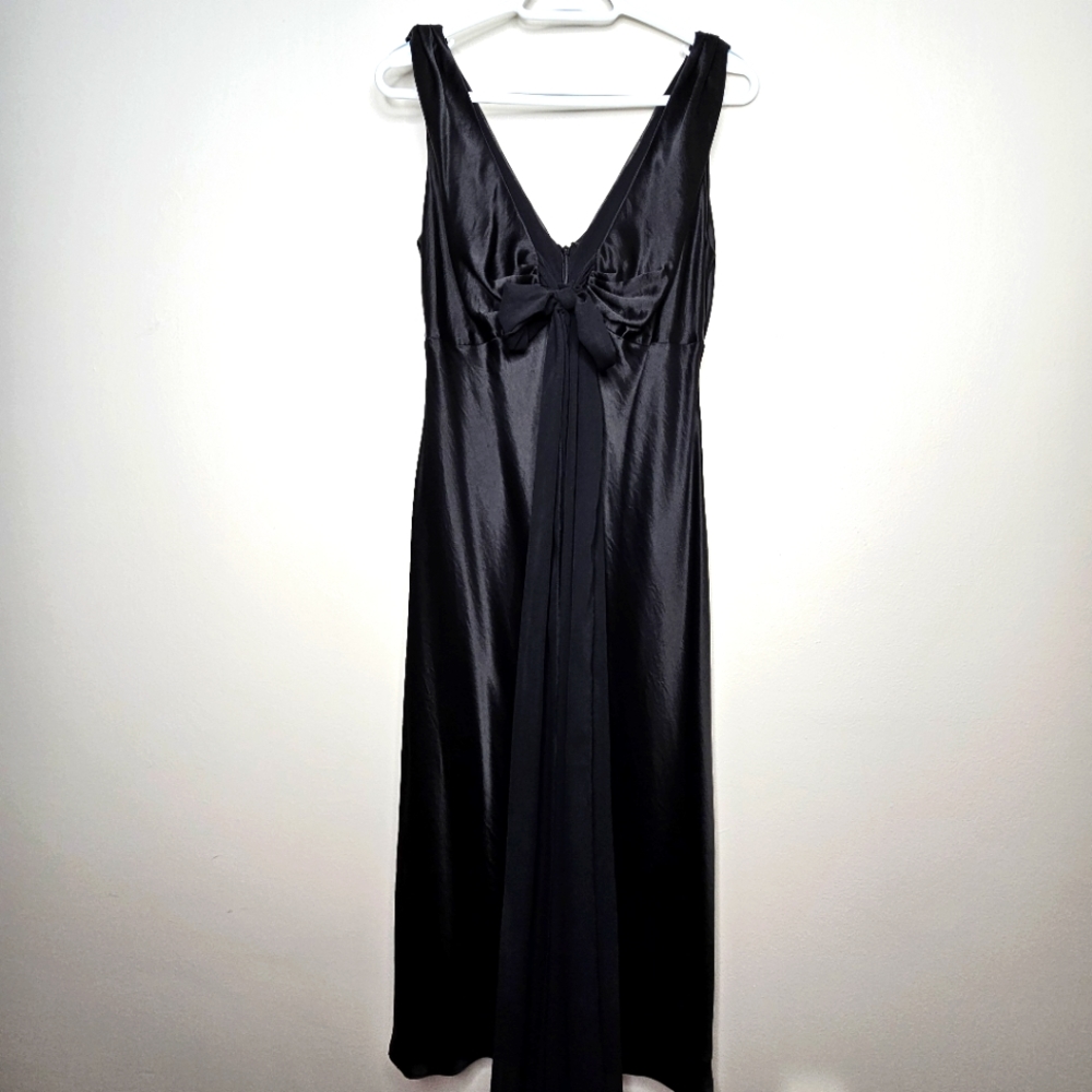 Vera Wang Silky Satin Evening Gown